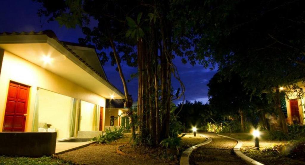Villa De Mama Rawai Exteriér fotografie