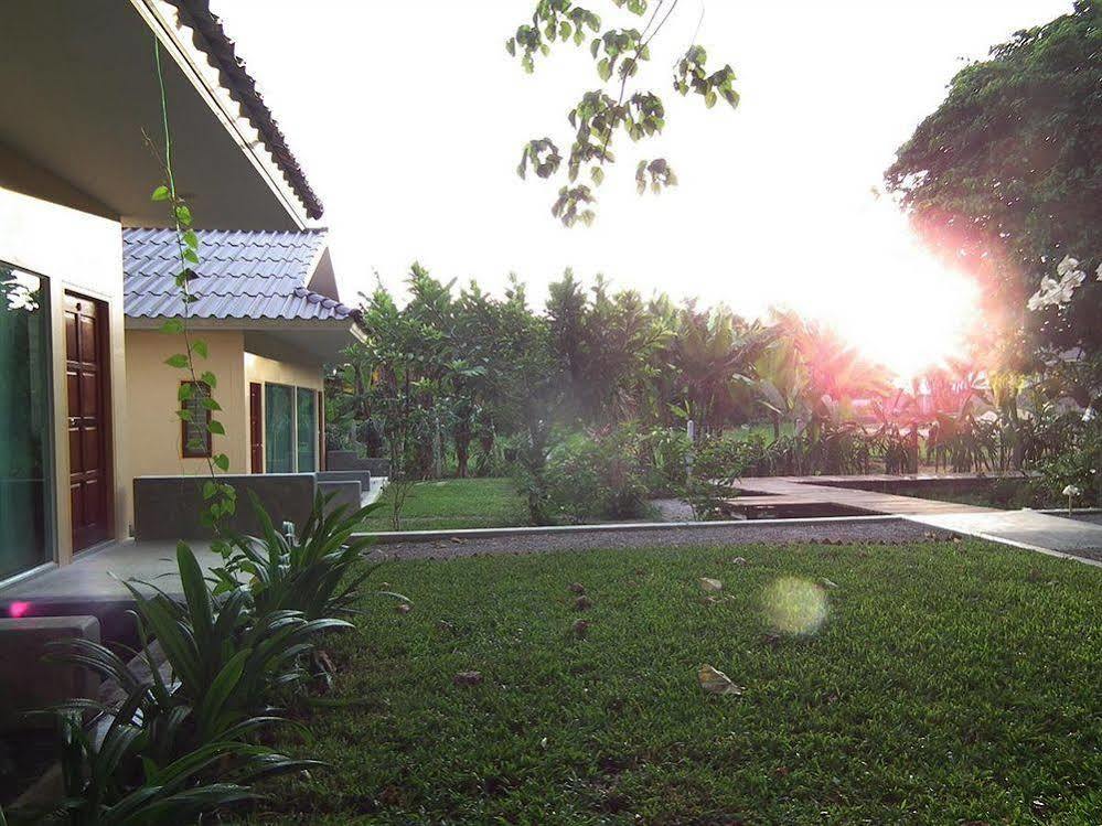 Villa De Mama Rawai Exteriér fotografie